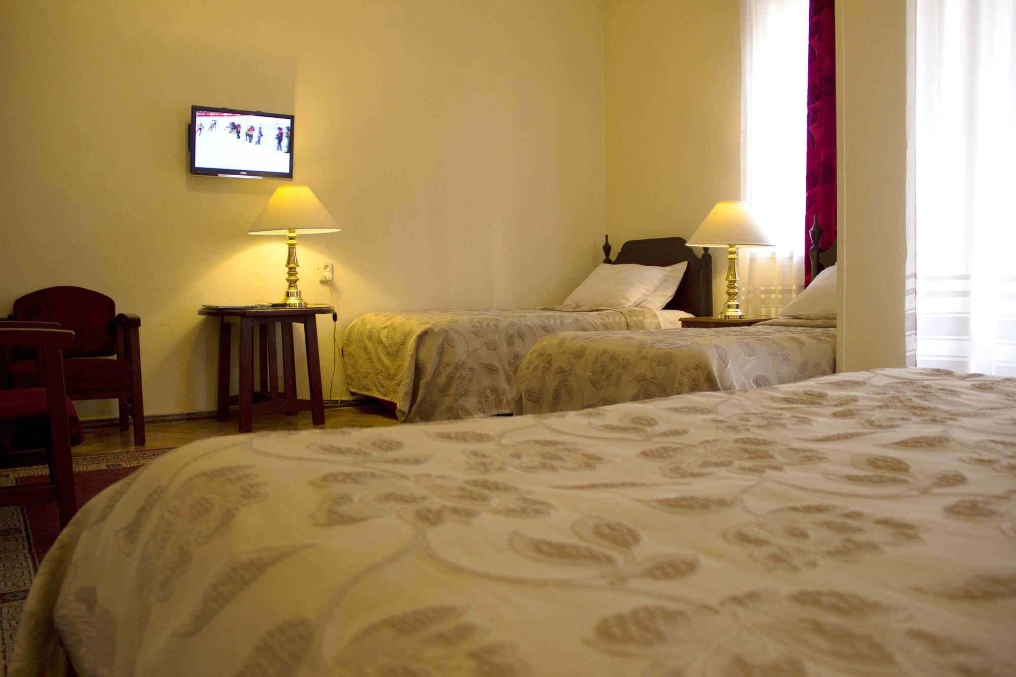Iliani Hotel Tbilisi Exteriör bild