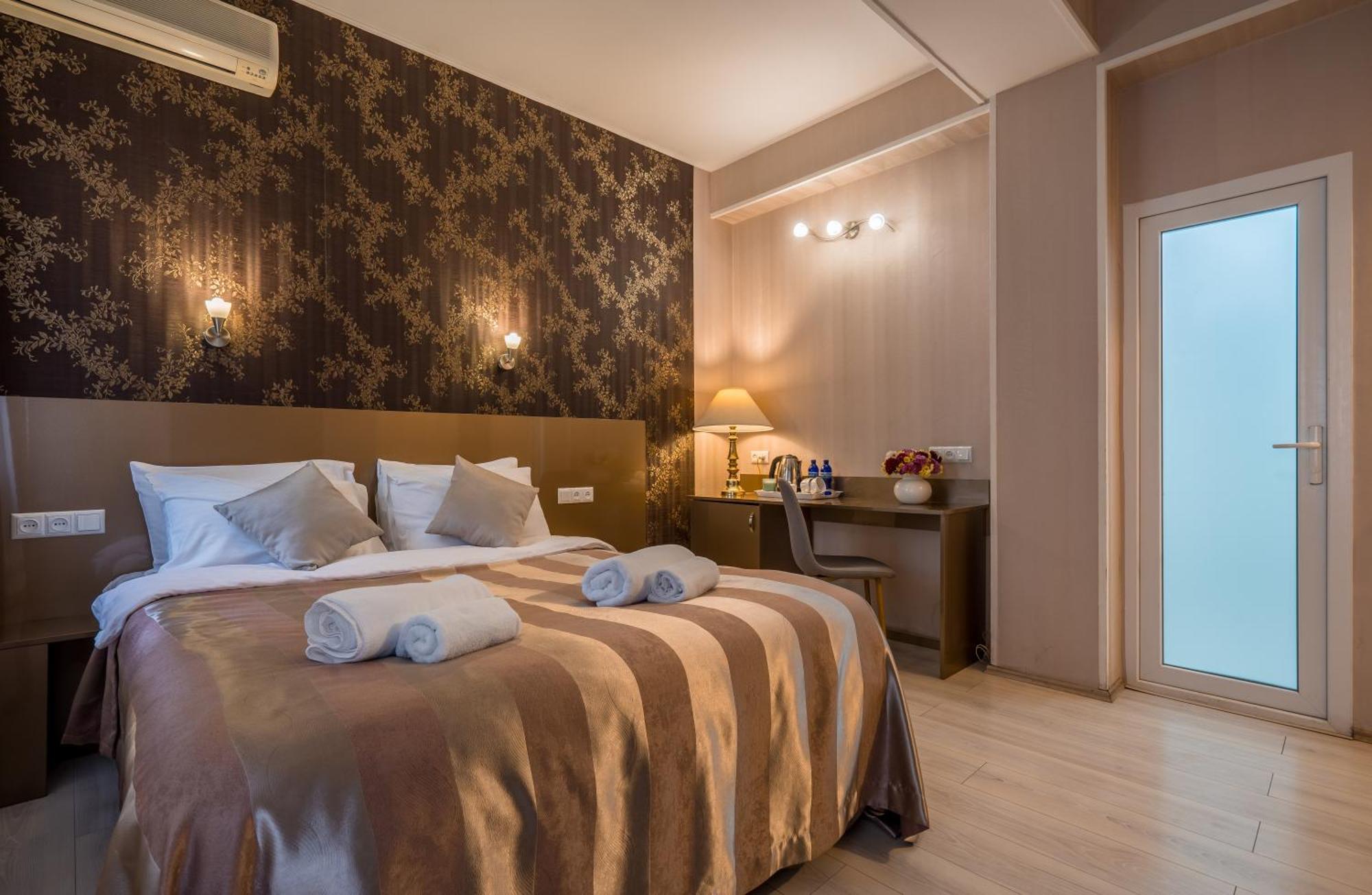 Iliani Hotel Tbilisi Exteriör bild