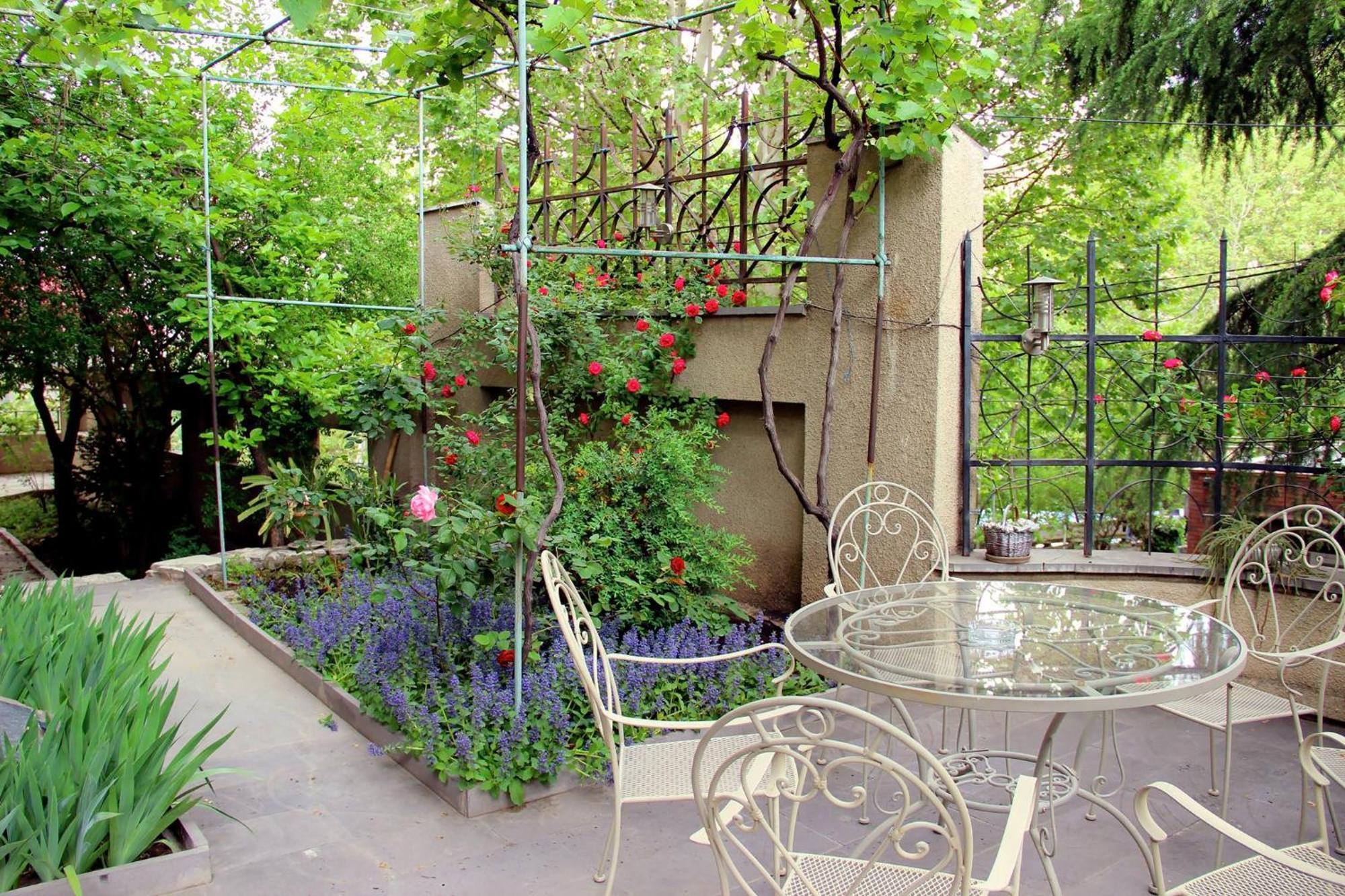 Iliani Hotel Tbilisi Exteriör bild