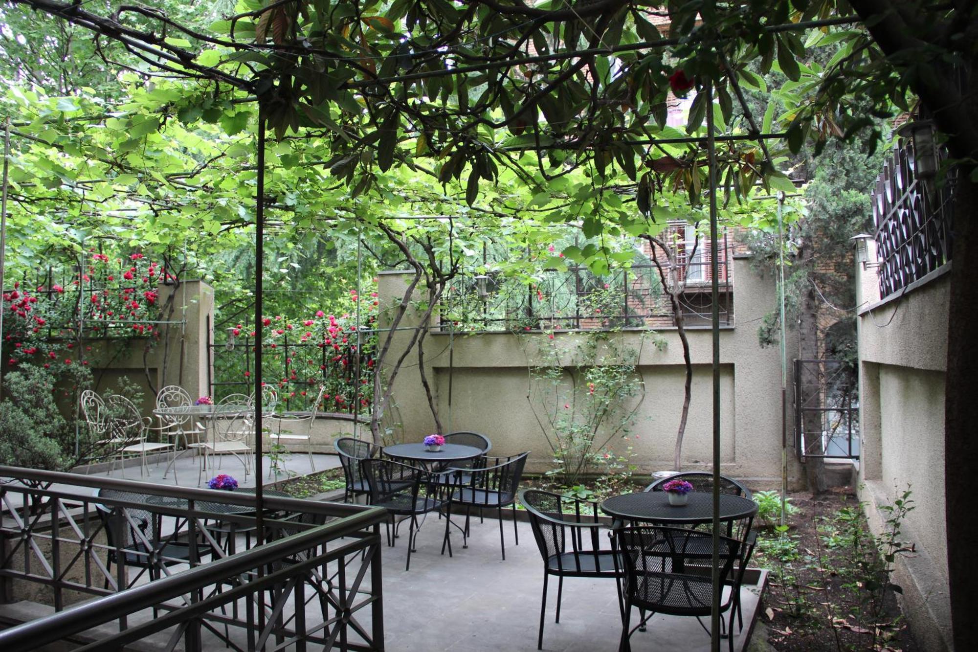 Iliani Hotel Tbilisi Exteriör bild